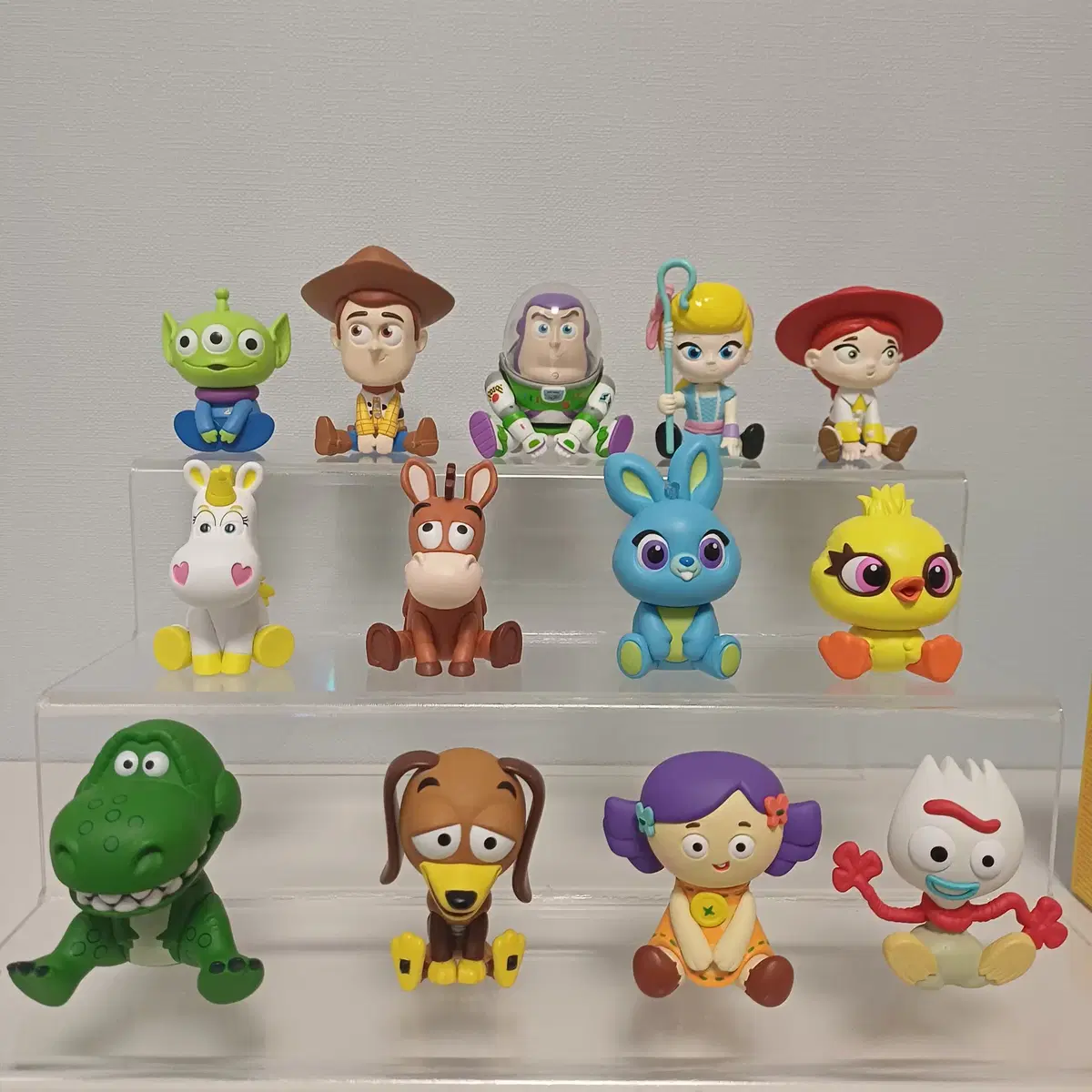 ポップマートは、トイストーリー4フィギュアシークレットを含むセット
